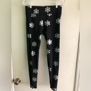 TEREZ leggings, snowflake foil print. Size L. Made in USA.